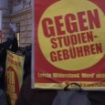 
[Video]



Wir kämpfen gemeinsam für freie Bildung!
Flüchtlinge hatten sich gleich zu Beginn der Demonstration gegen Studiengebühren & Zugangsbeschränkungen mit den protestierenden Student_innen solidarisiert. Ein Block von Asylsuchenden rief: „No Border, no Nation, free Education!“ Und die Studierenden antworteten mit der Parole „Hoch die internationale Solidarität“! In der Tat, es wird wieder Zeit, die Uni solange zu  besetzen, bis freier Unizugang gewährleistet ist. Und schön wäre es, [...]